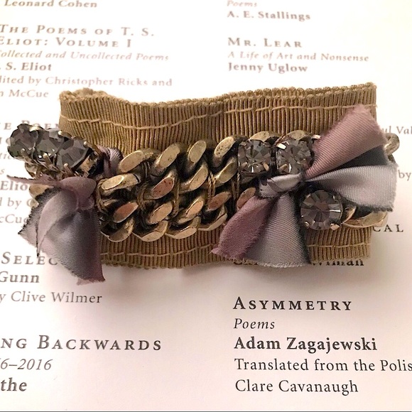 Rare J. Crew bracelet with crystal and ribbon - Picture 2 of 9